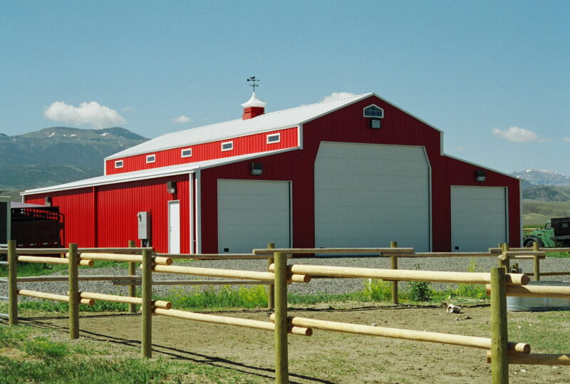 UTNT Red Barn with Pasture